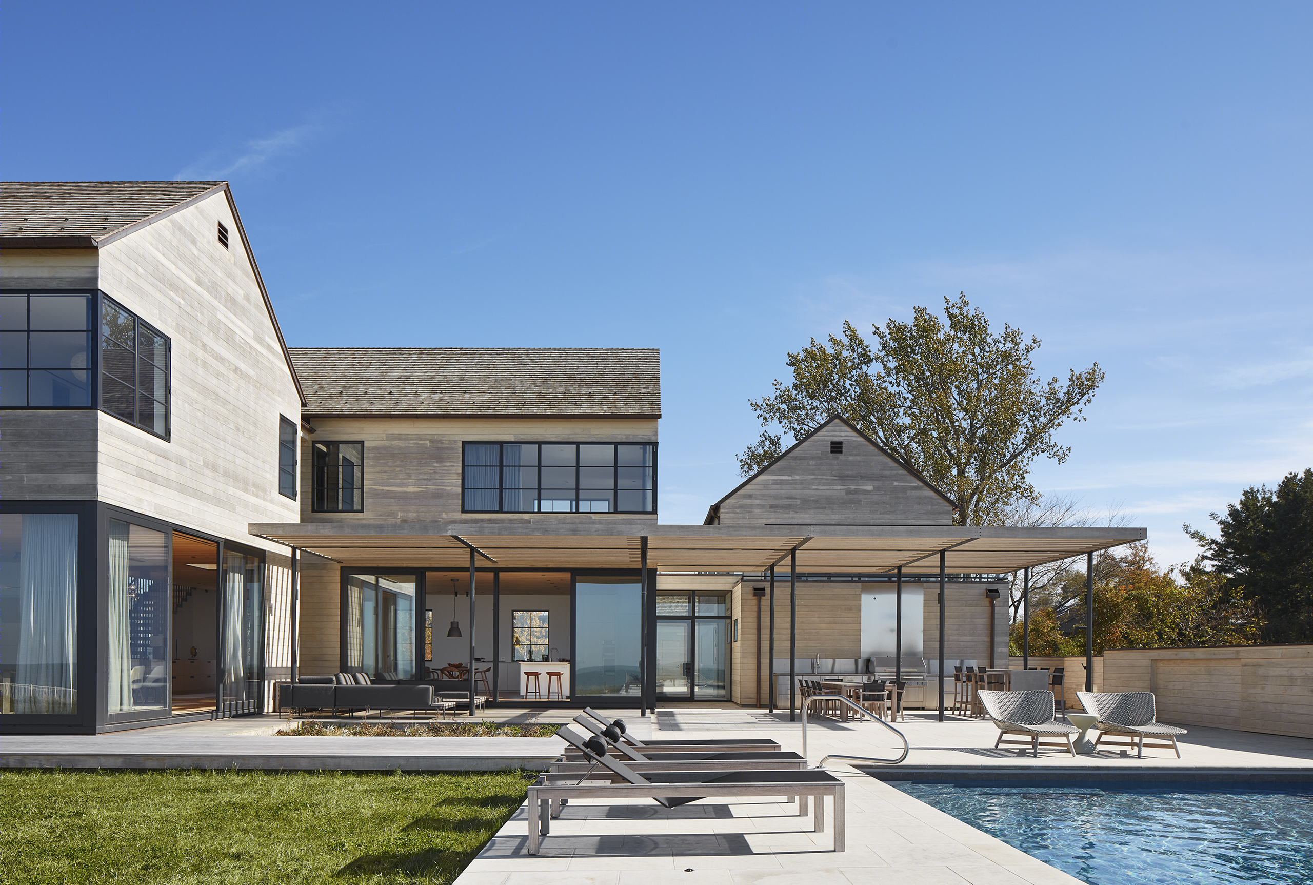 湖畔静谧 | St. Joseph Beach Residence 的精致室内设计-21