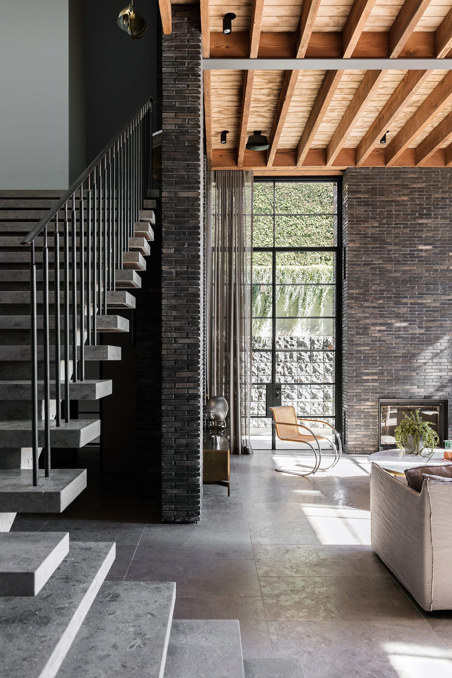 悉尼 Laycock 路住宅 | 致敬历史与创新的完美结合-15