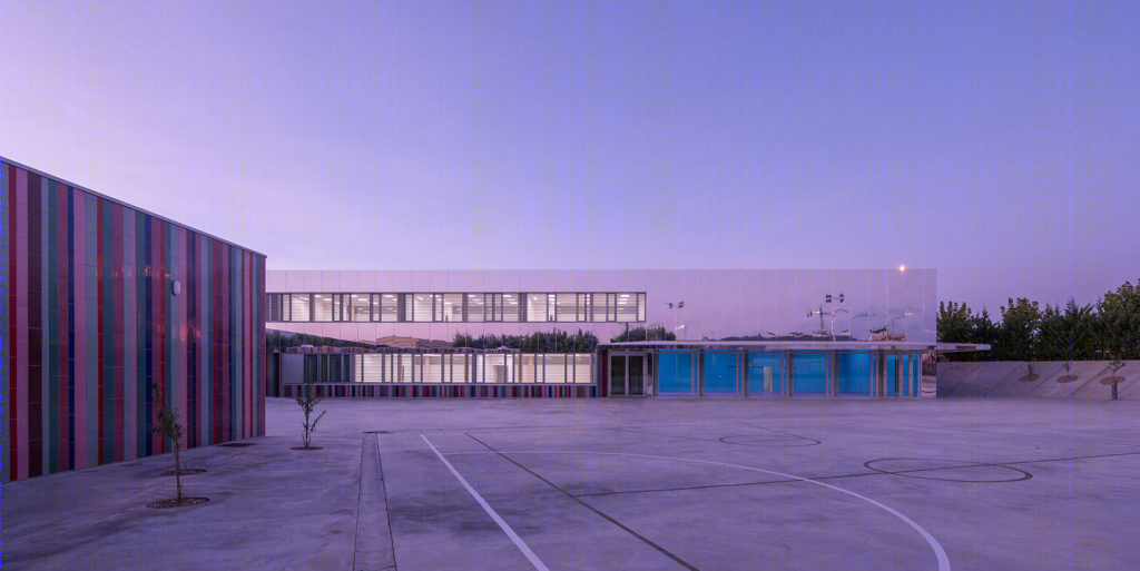 几乎看不见的学校-31