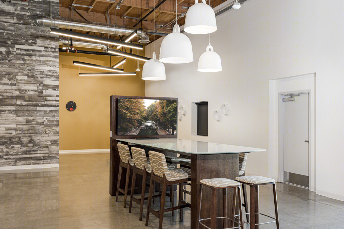 加州 Concord 家具公司 Sam Clar 办公室与展厅设计-12