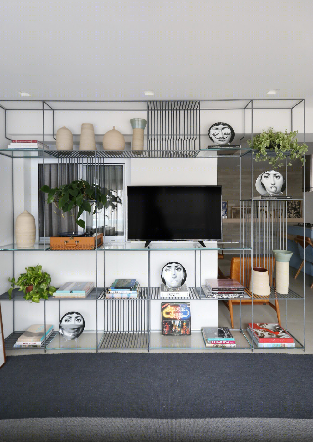 巴西工业风公寓设计 | 灰色调混凝土空间-12