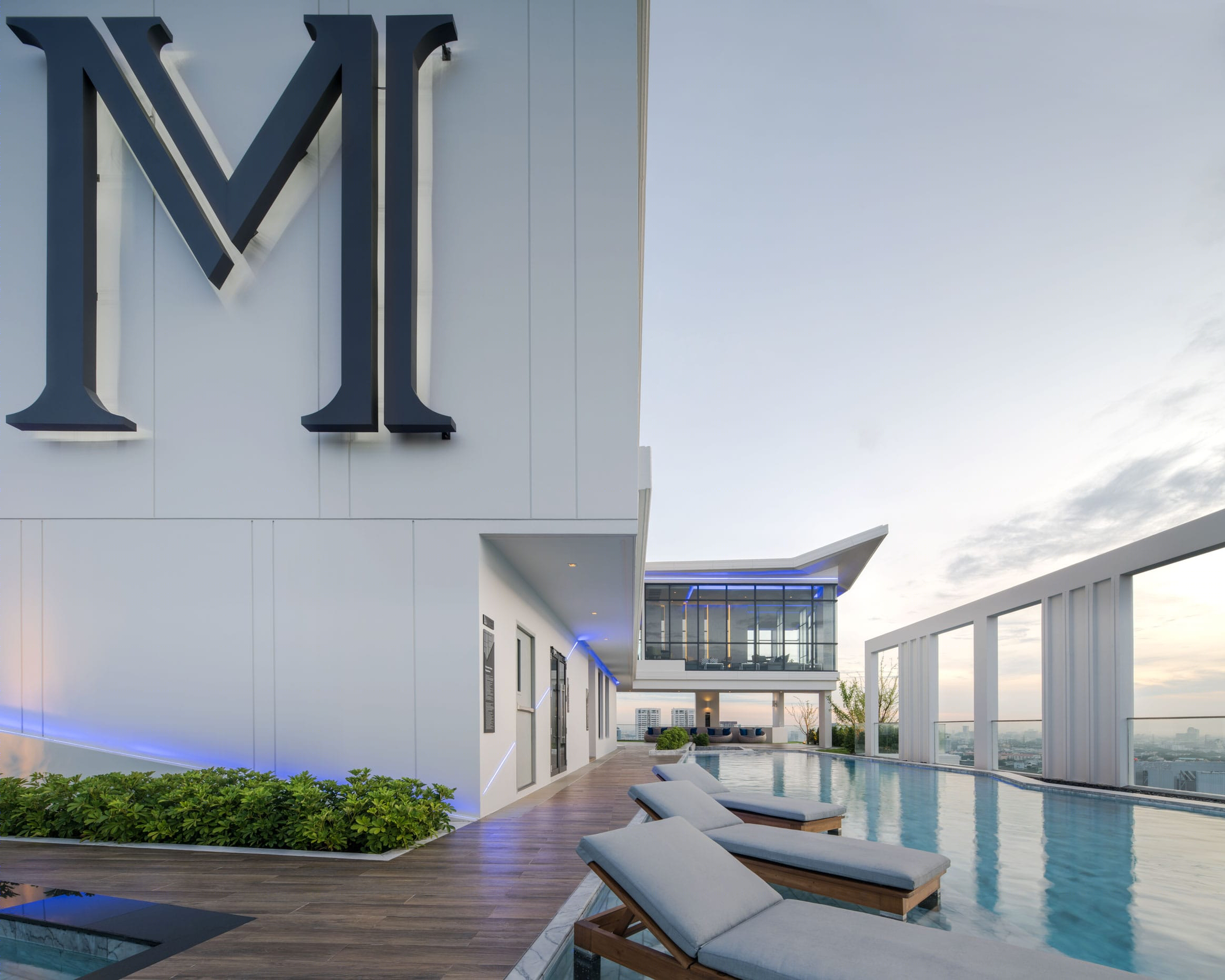 M Thonglor 10 by Major Development-5