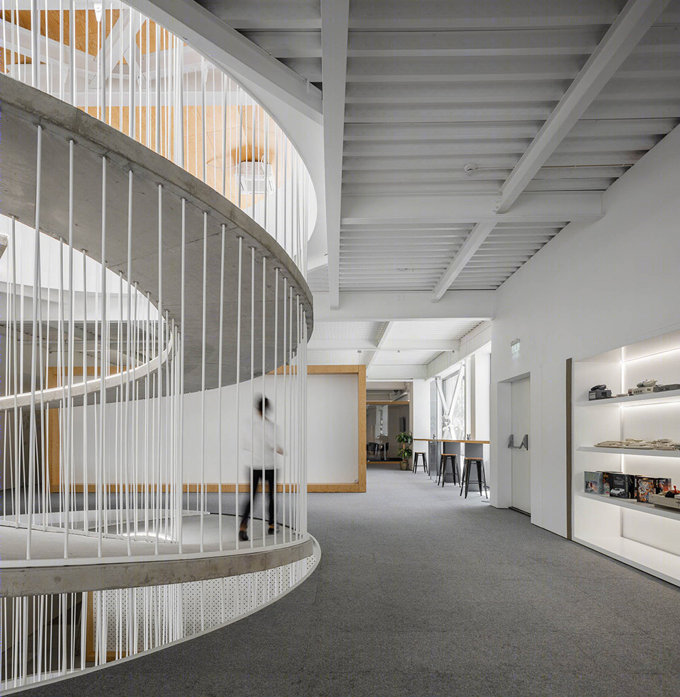 葡萄牙EGOI+CLAVEL'S KITCHEN总部丨葡萄牙波尔图丨PAULO MERLINI architects-23