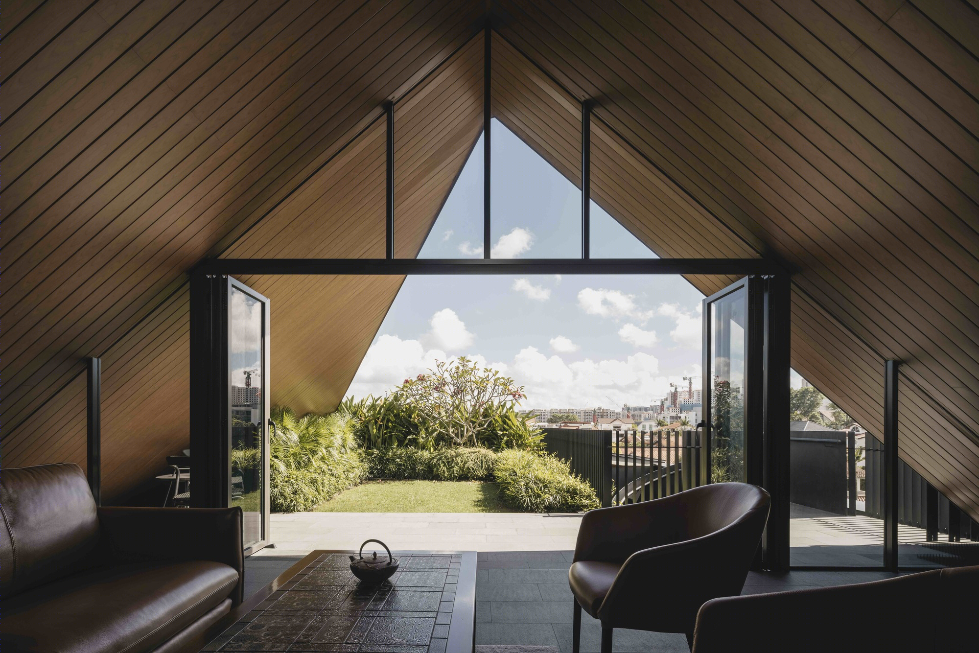 穿孔房屋 · 新加坡北岸别墅设计丨Formwerkz Architects-2