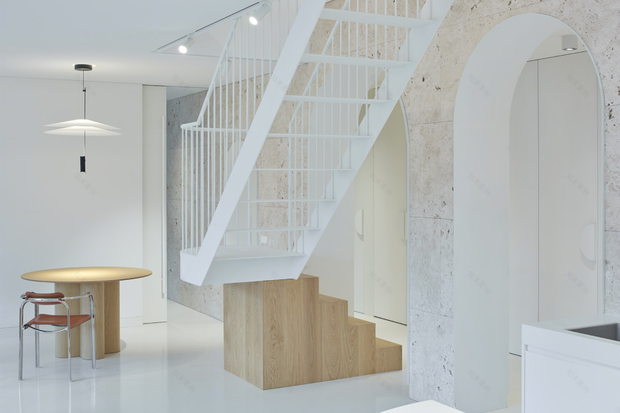 维尔纽斯老城区双层公寓设计丨立陶宛维尔纽斯丨2XJ architects-11