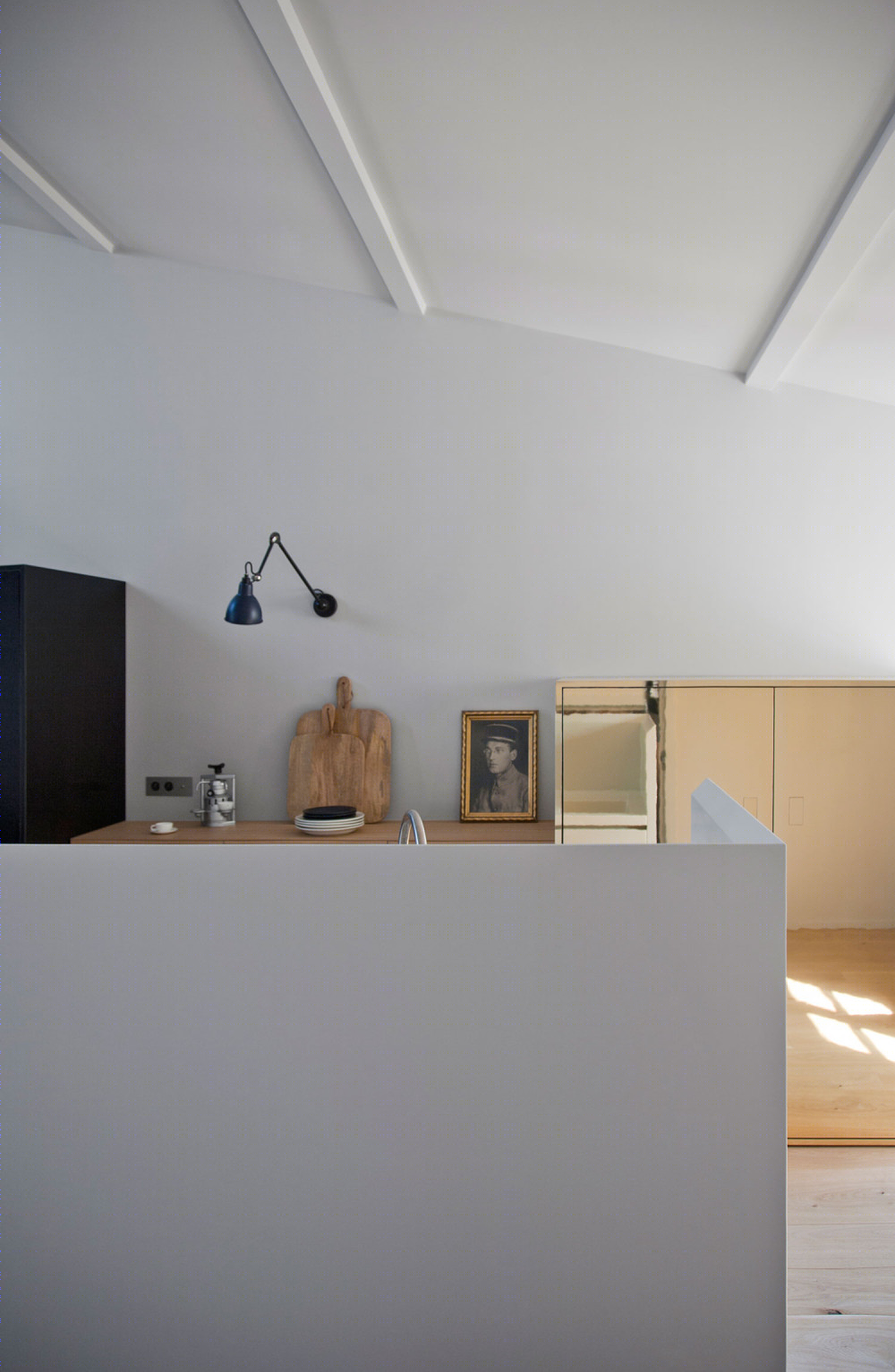 巴黎双层公寓设计，RMGB 打造浪漫宜居空间-2