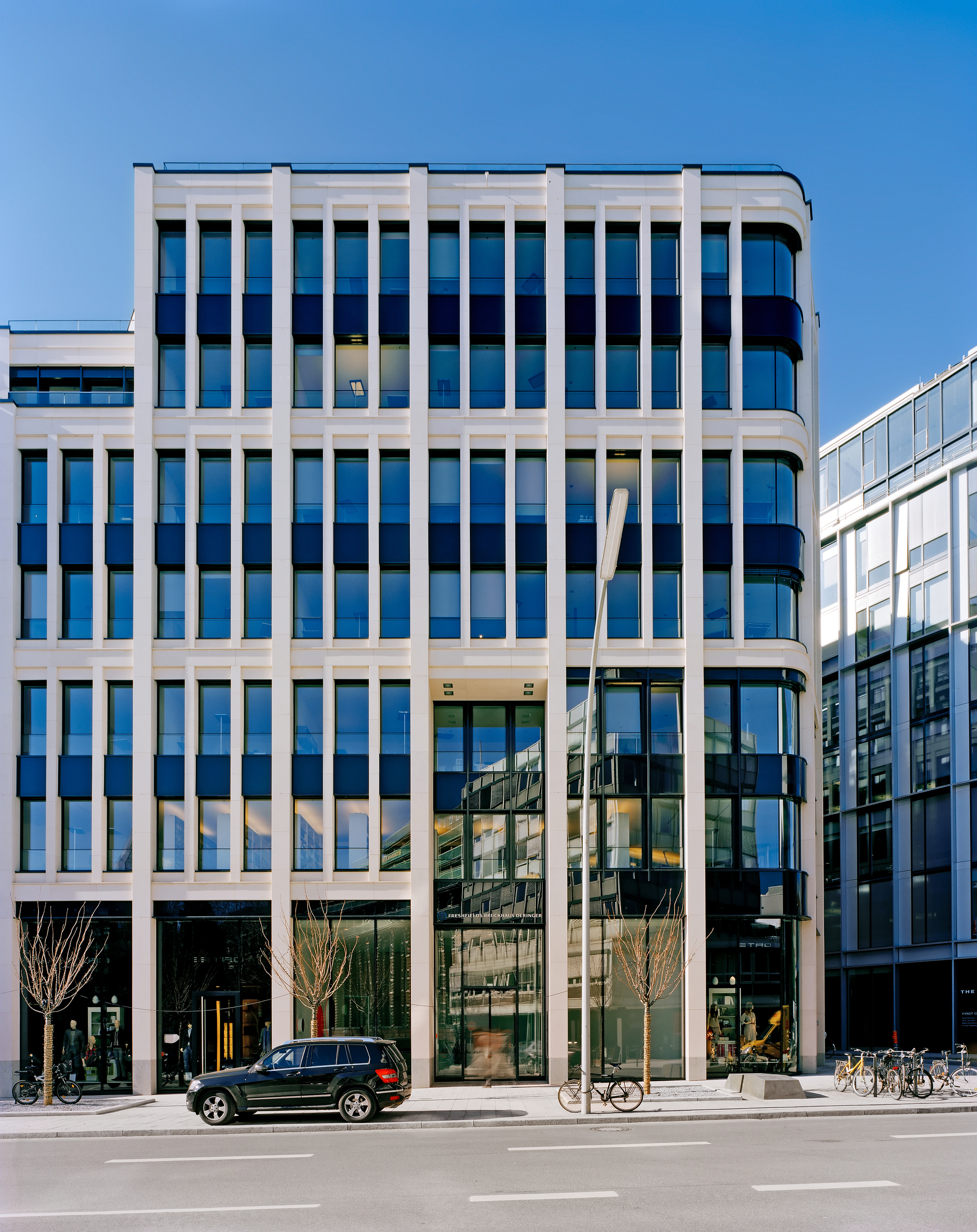 汉堡市中心的汉萨风格 Freshfields 办公楼-9