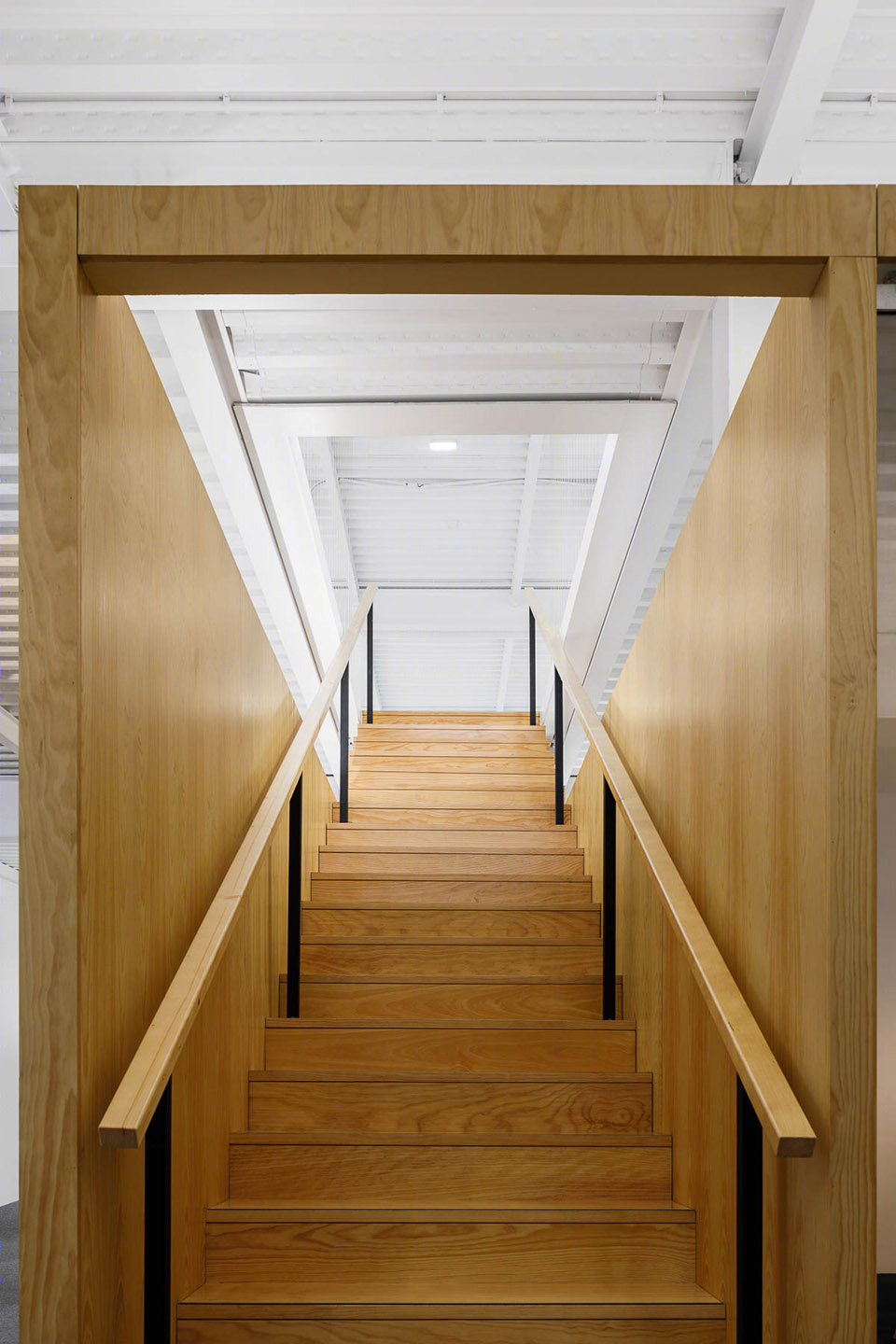 葡萄牙EGOI+CLAVEL'S KITCHEN总部丨葡萄牙波尔图丨PAULO MERLINI architects-53