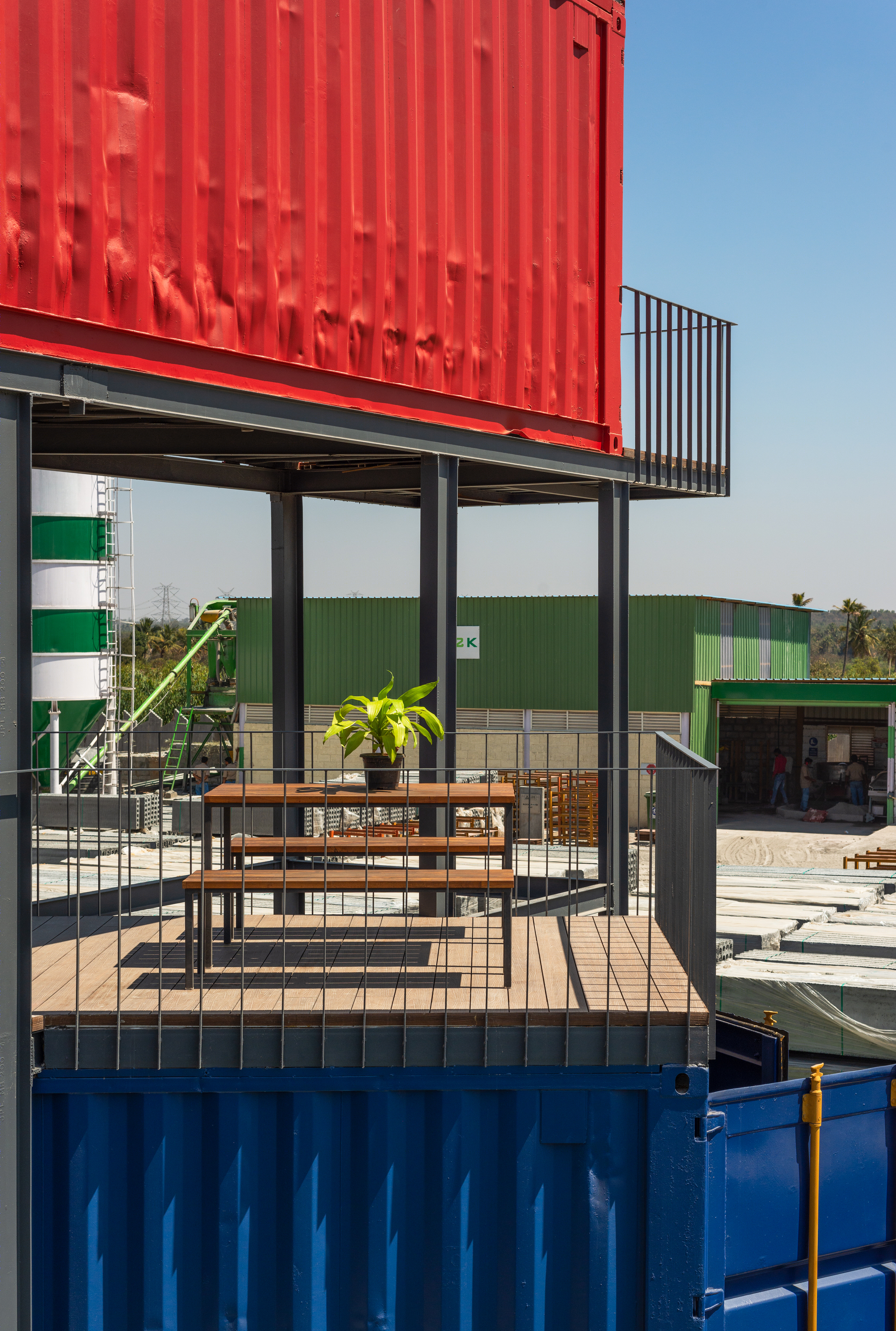 创意集装箱办公空间 | 绿色科技与可持续设计的完美结合-19