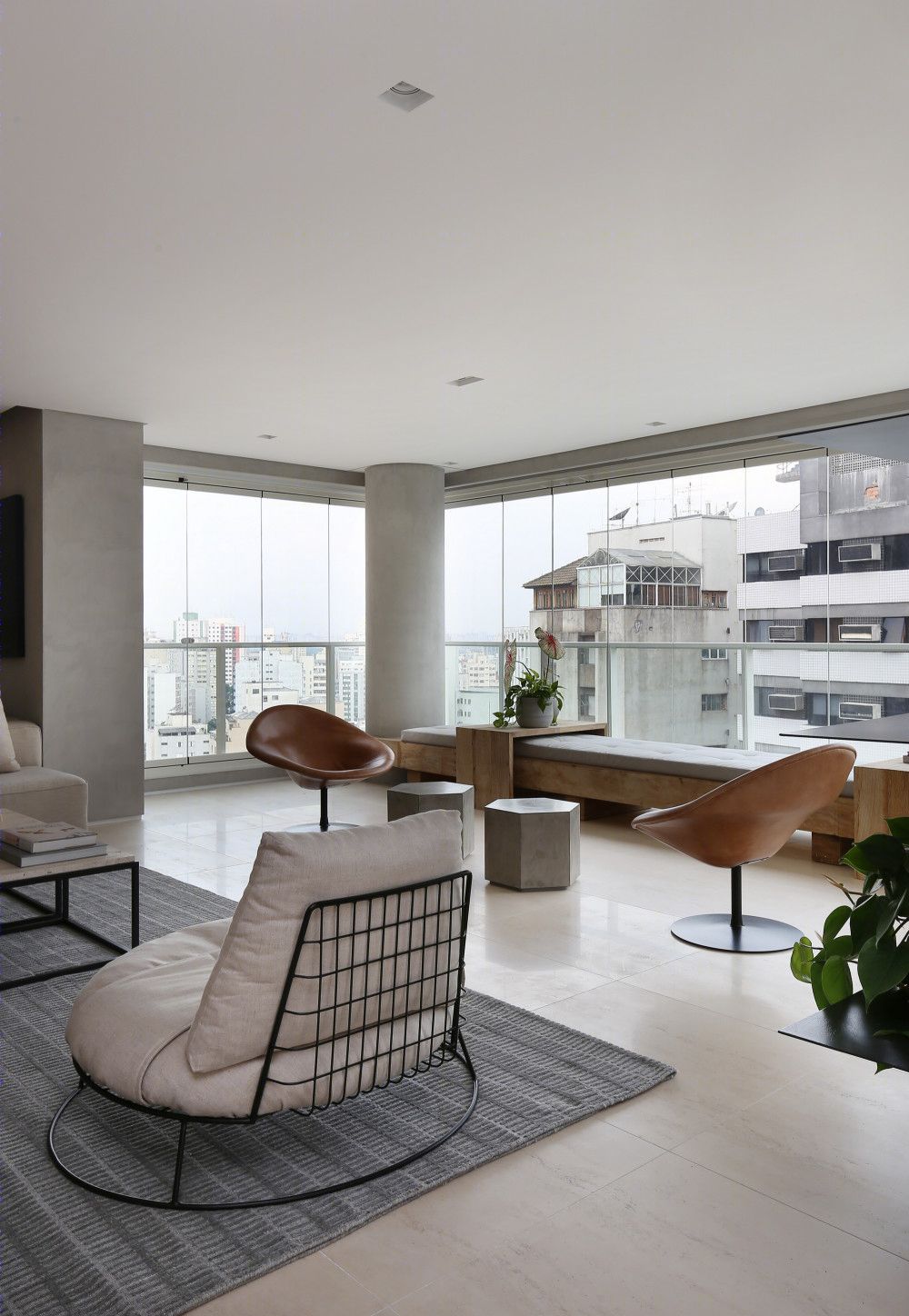 巴西现代简约穆萨拉比公寓设计-6