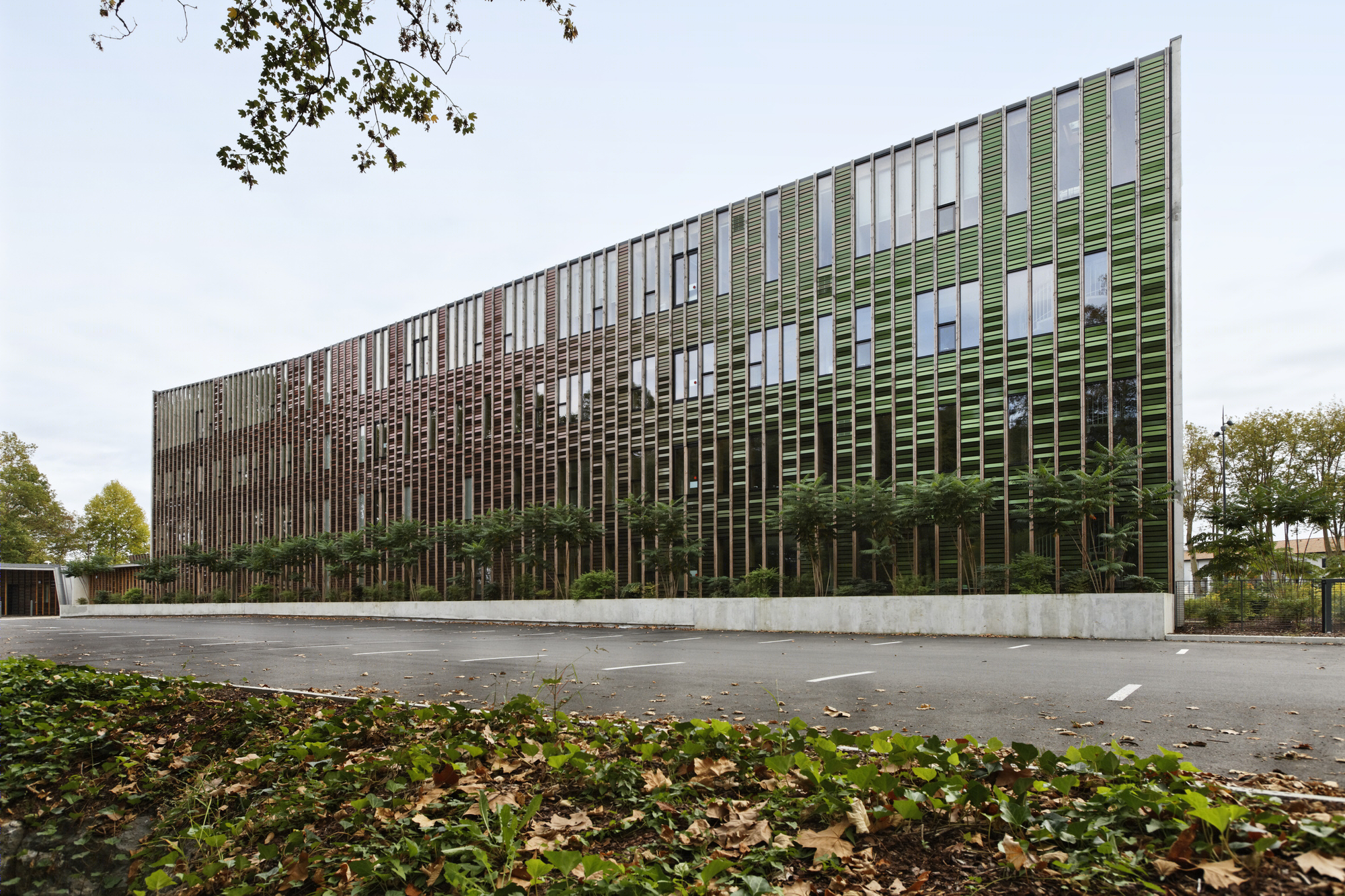 64 号住房办公室-16