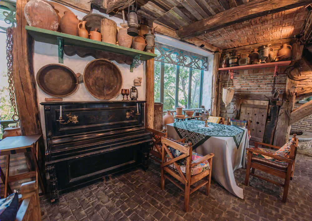 格鲁吉亚茨斯克维利餐厅丨Studio 9-30