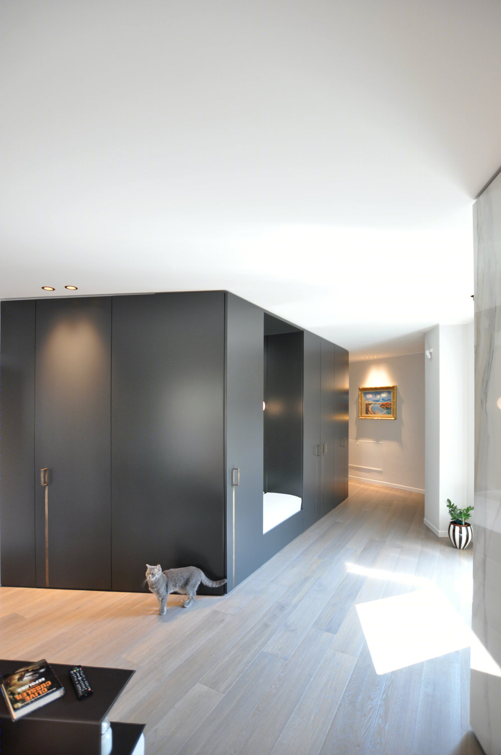 米兰动感之心，定制家具打造独特鹰巢公寓-2