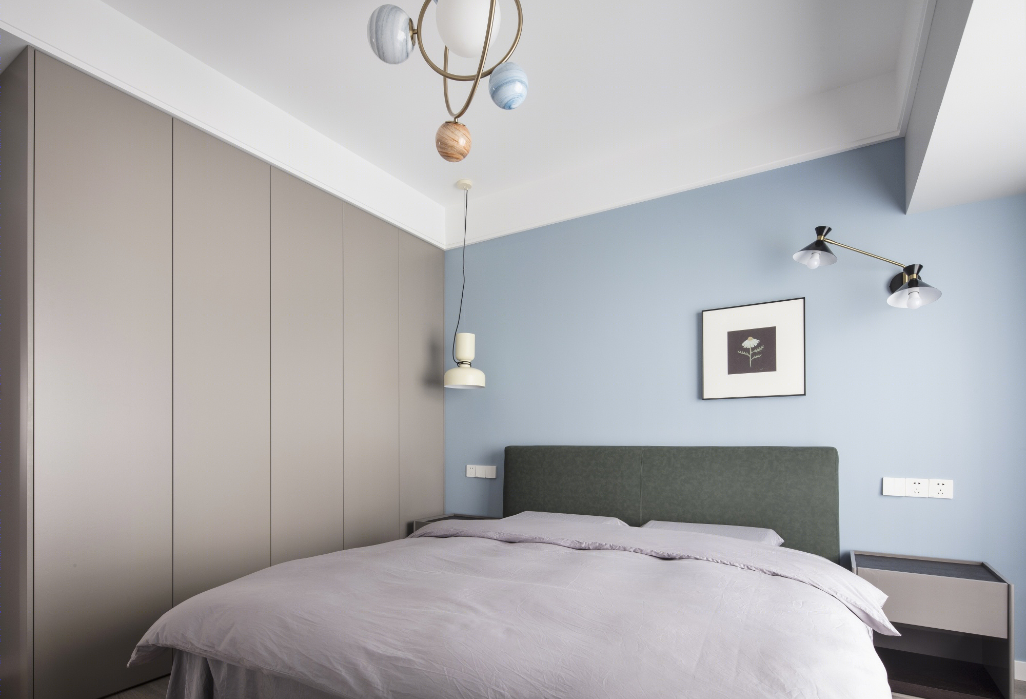 126 平现代风理想家，精挑细选的装饰品打造舒适空间-36