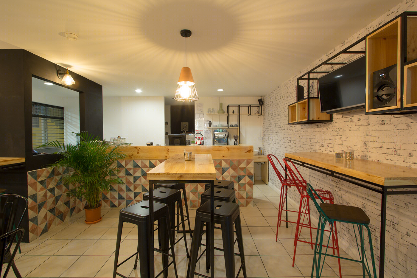 Anastasiya Gushchina丨咖啡店丨Cafetería Matamua-0