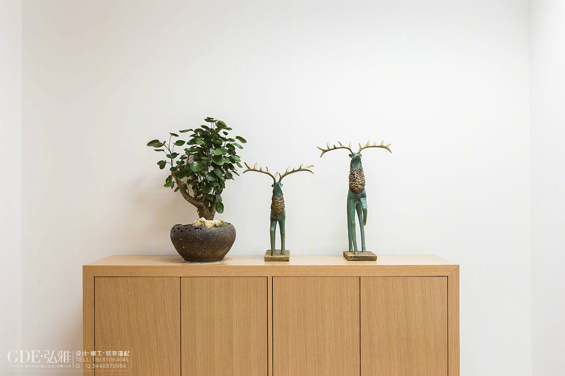 成都中海大厦优筑地产办公室 | 现代简约设计之美-17