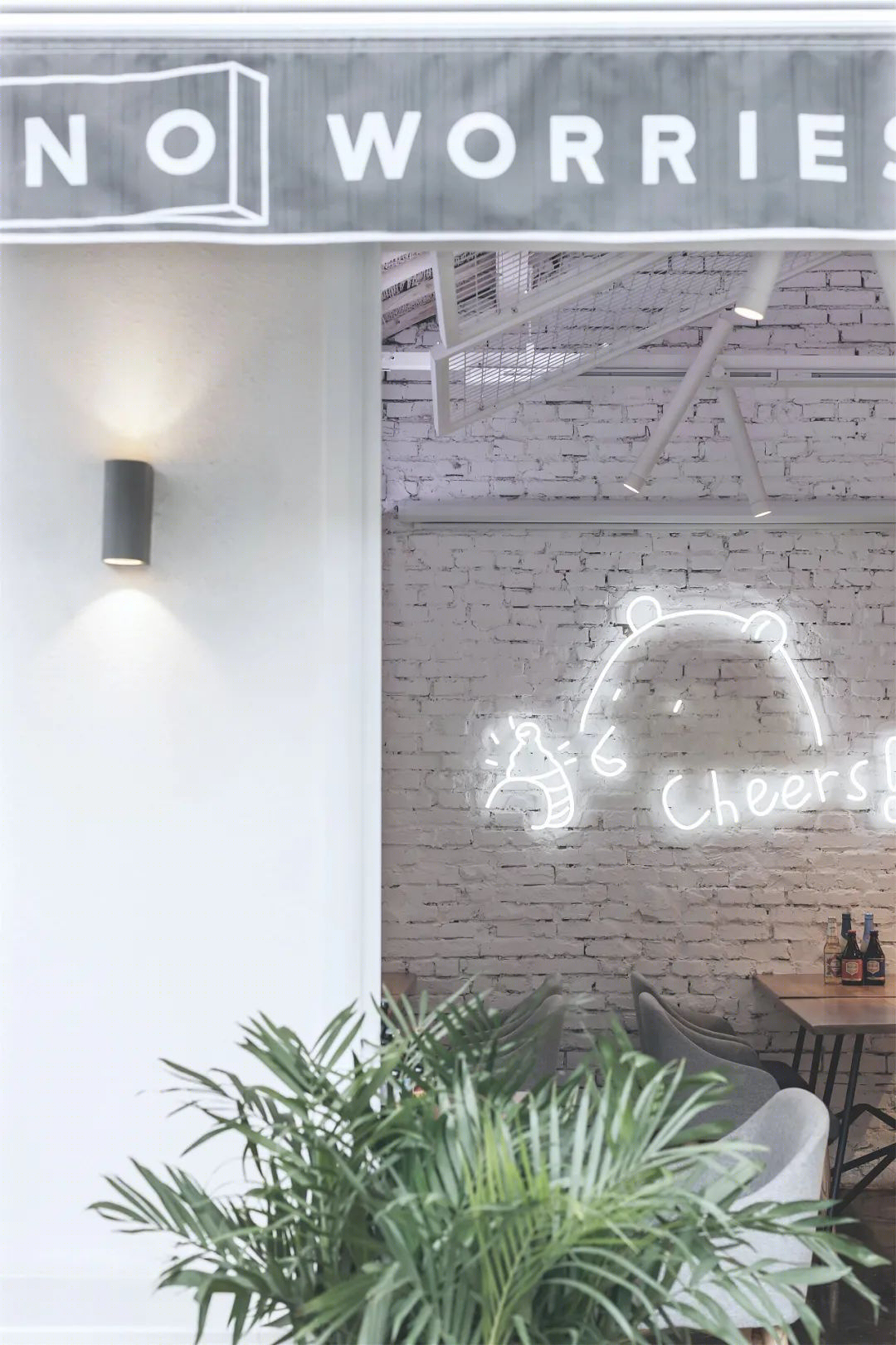 南京 No Worries 澳式餐吧 | 原木温暖，悠闲自在的空间设计-33