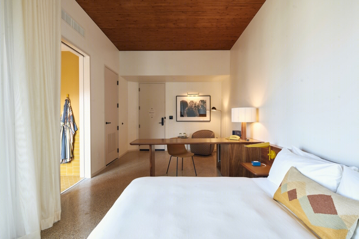 马格达莱纳酒店丨美国奥斯汀丨Bunkhouse 和 Lake|Flato-20