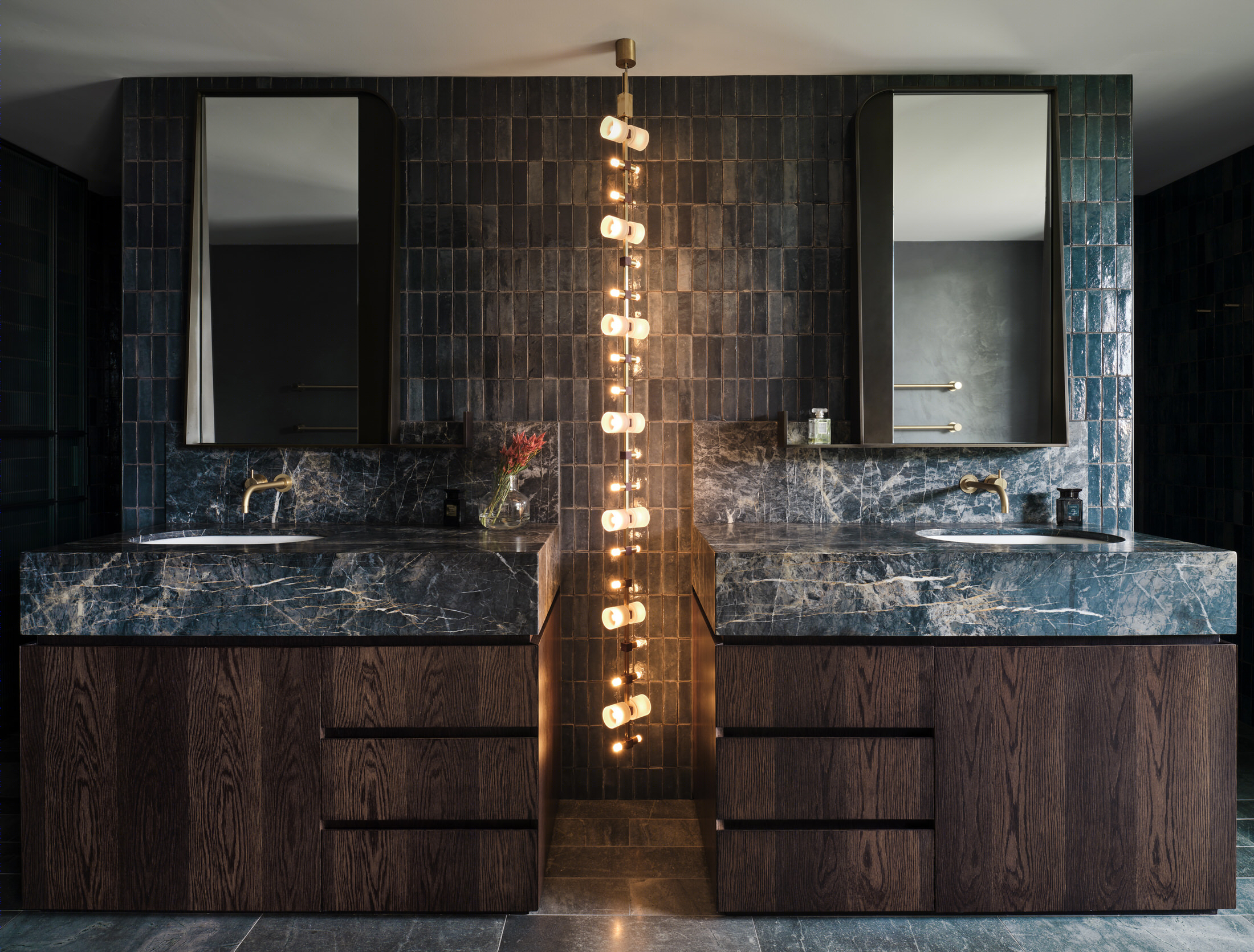 西澳玛格丽特河海湾的多代居住设计丨Decus Interiors-10