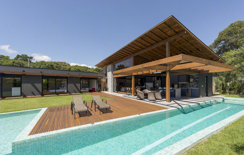 巴西 JP 别墅 | 融入环境的室内外一体化设计-19