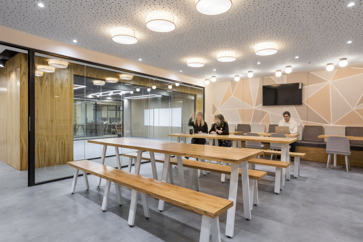 MAE 电子市场开放式办公空间设计丨阿根廷布宜诺斯艾利斯丨Intro Arquitectura-11