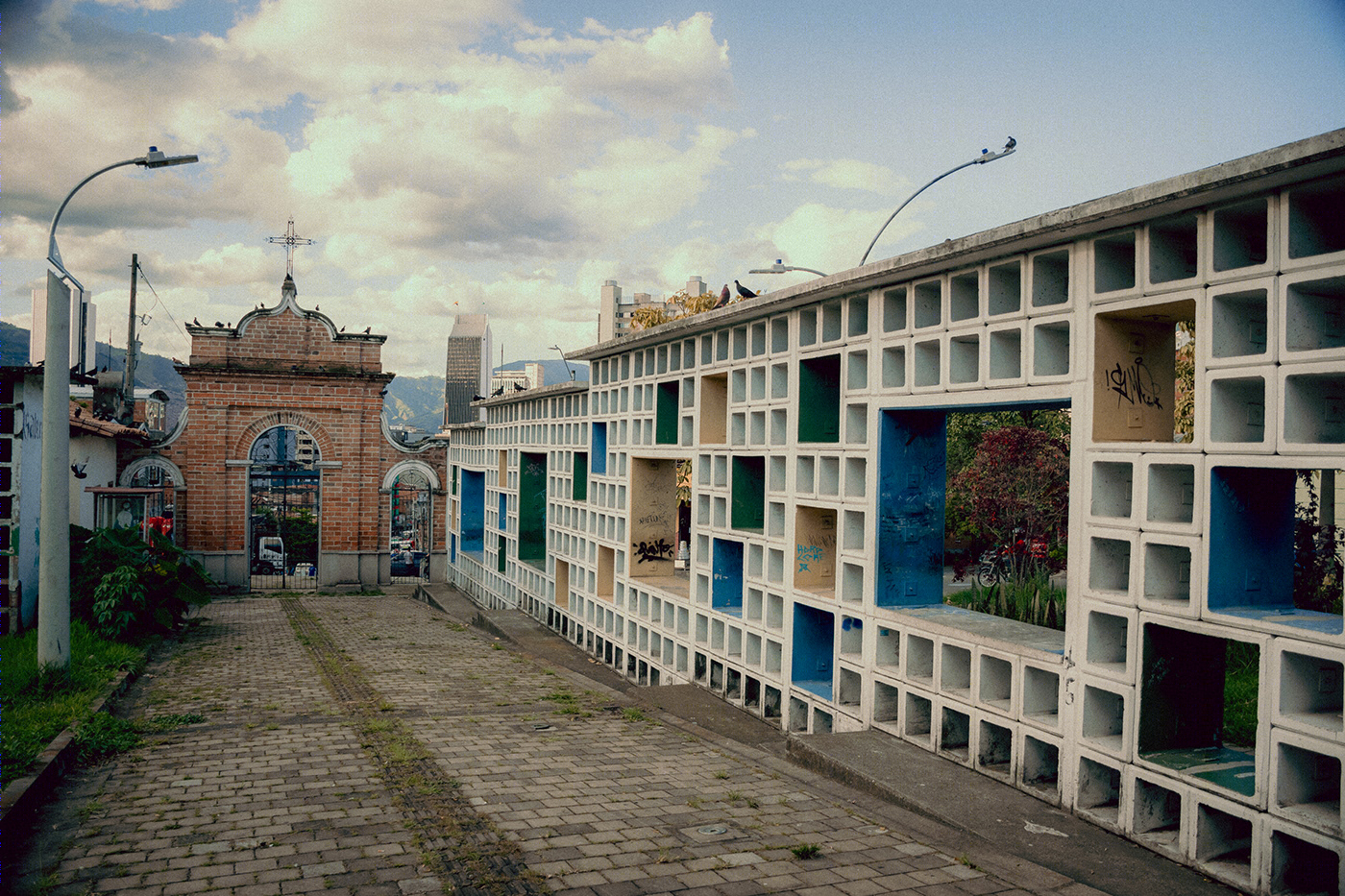 Cementerio San Lorenzo de Medellín-2