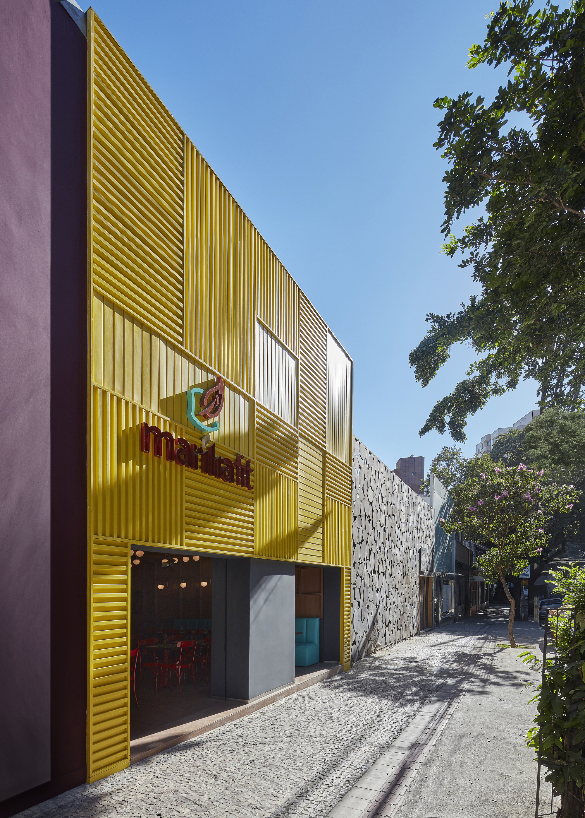Marília Fit 餐厅 | 自然色调的高品质健康餐饮空间-16