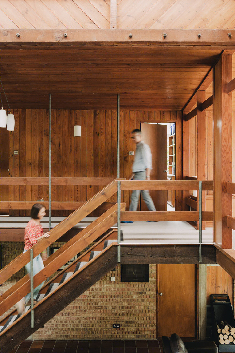 英式乡村里的现代“空中楼阁”-0