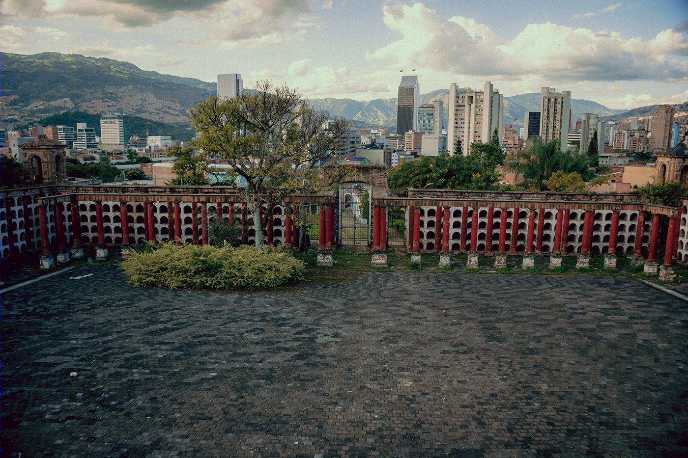 Cementerio San Lorenzo de Medellín-5