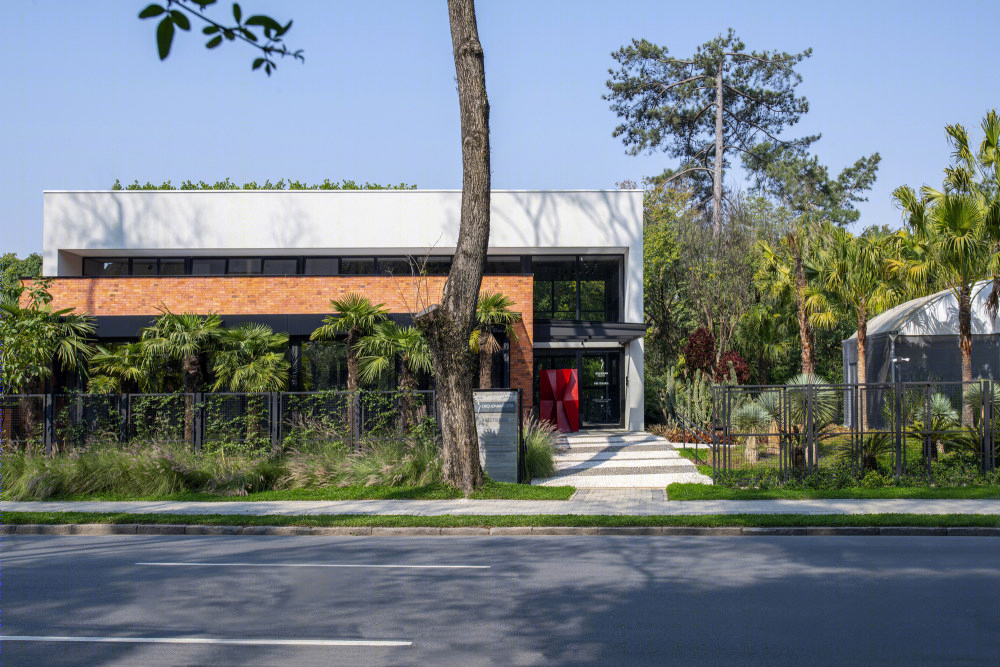 巴西罗西塔教区餐厅 | 融入自然的生态景观建筑-24