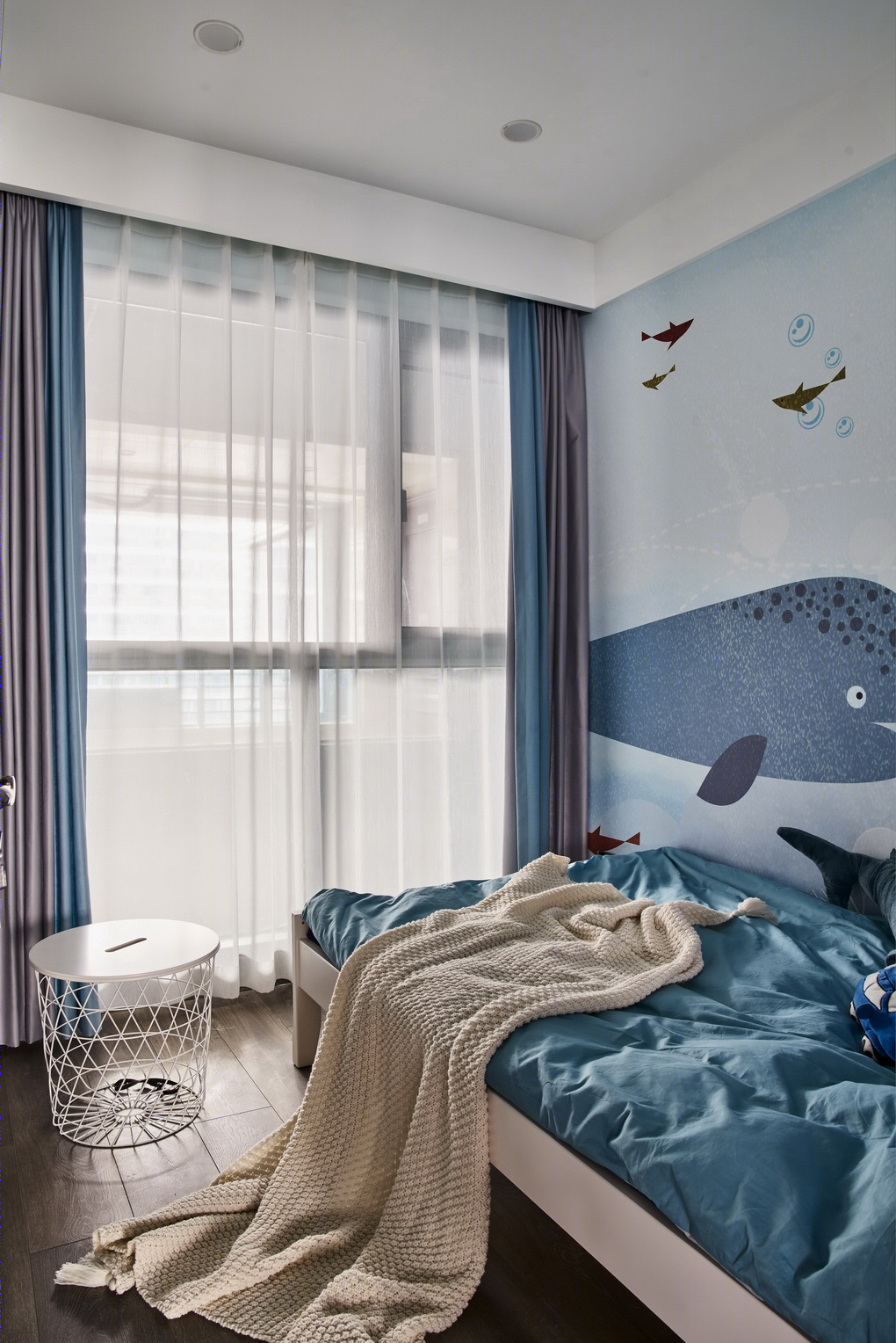 高级灰++ 时尚红，打通空间之美-36