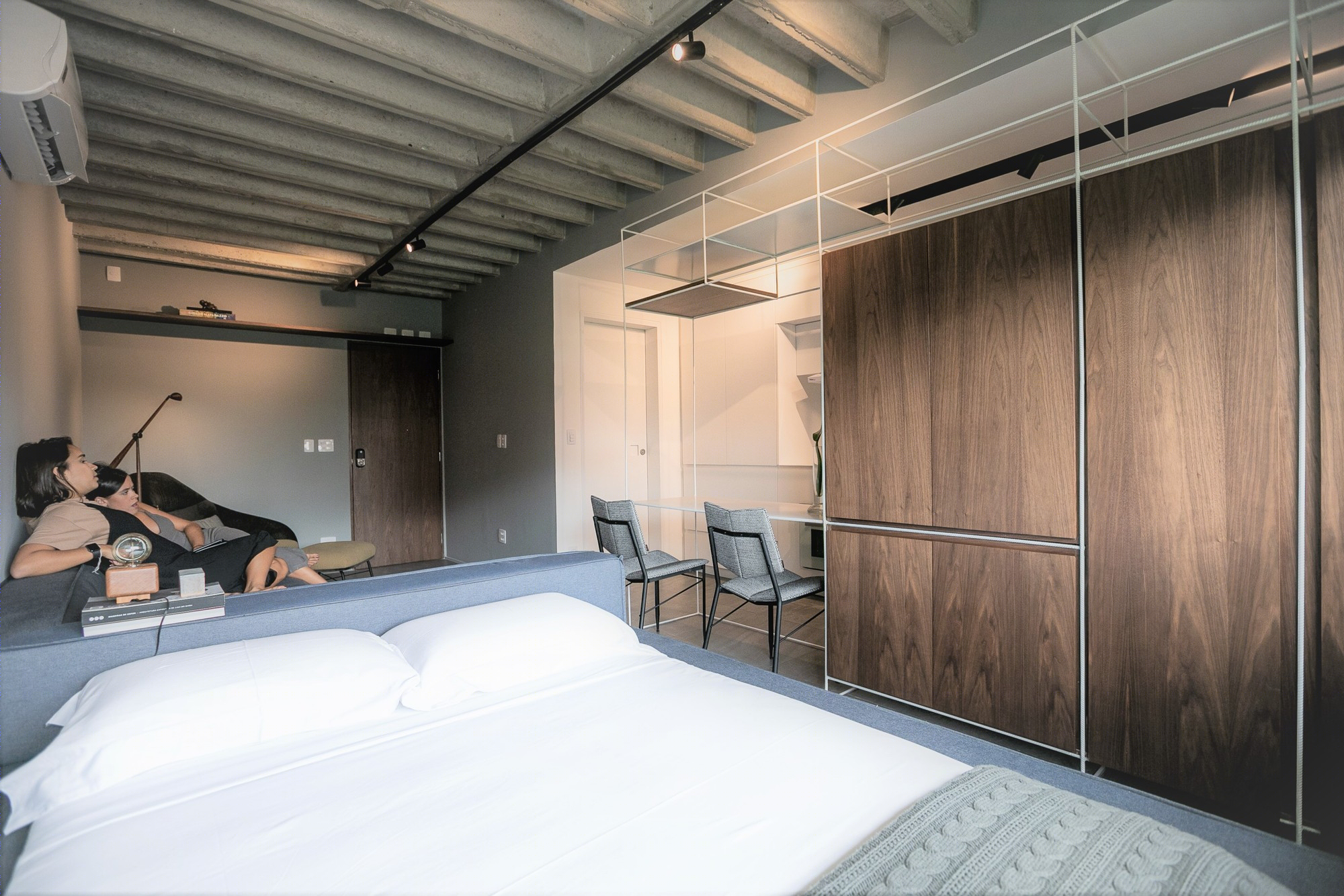 30m²微型别墅 | 功能齐全且充满创意的空间设计-10