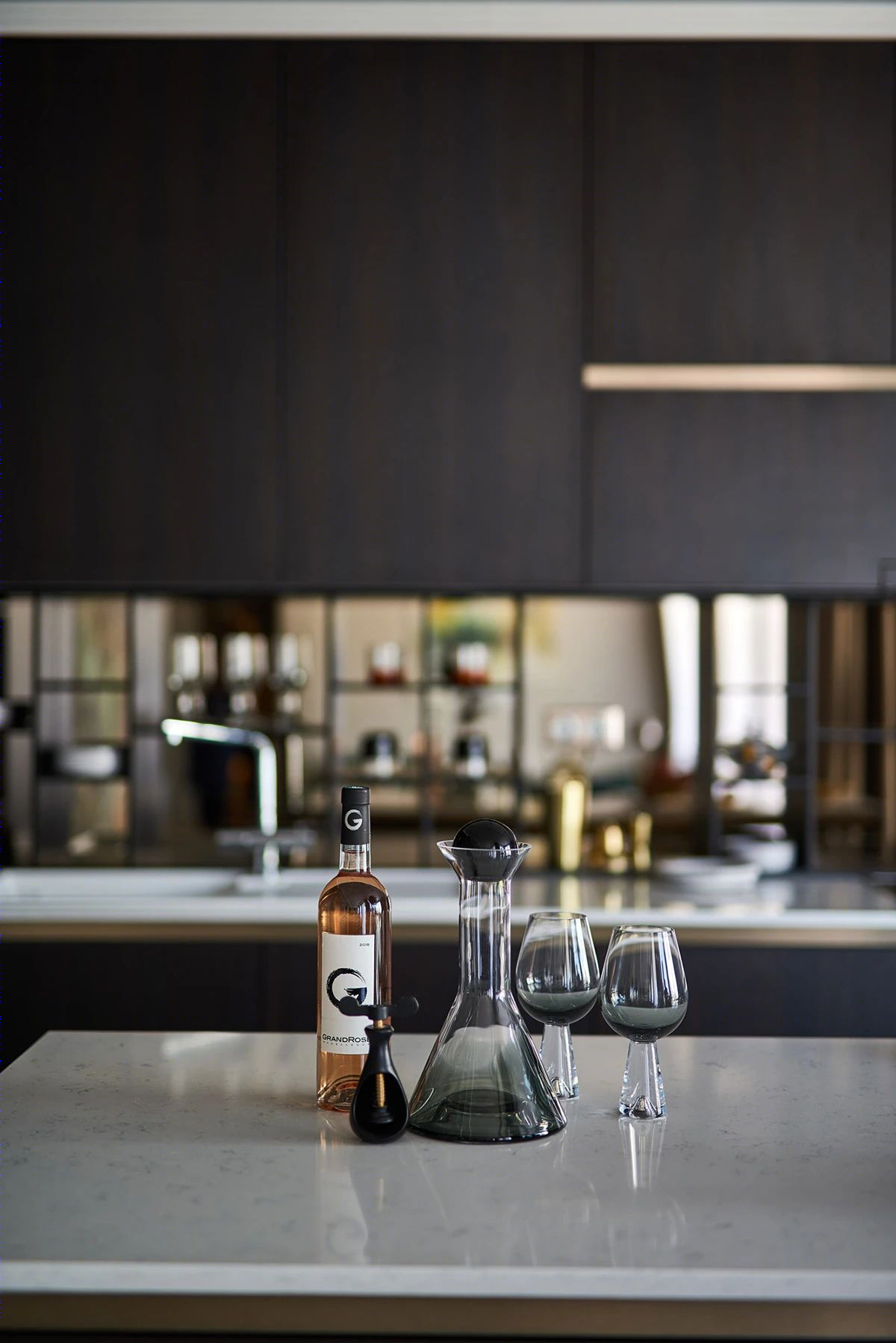 布达佩斯豪华顶层公寓的“色彩效应”-34