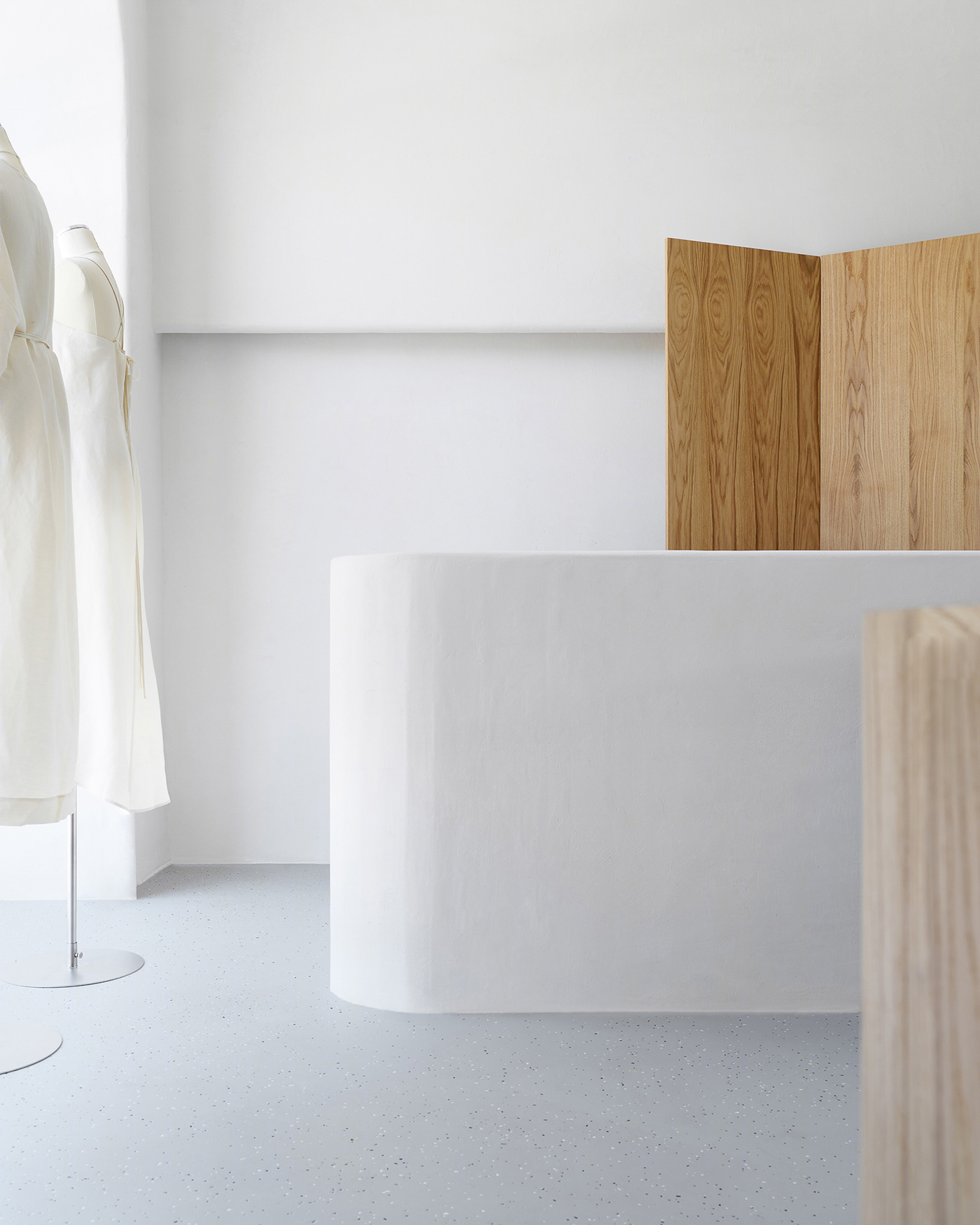 MESSA BOUTIQUE ALMATY 服装店设计丨哈萨克斯坦阿拉木图-17