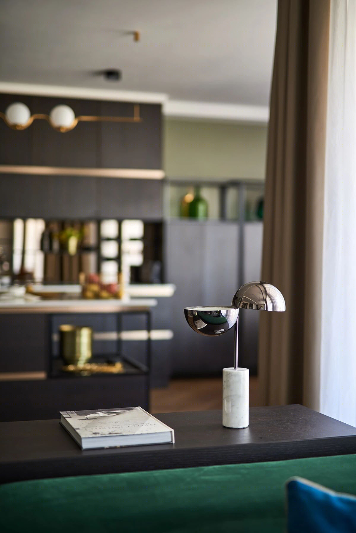 布达佩斯豪华顶层公寓的“色彩效应”-35