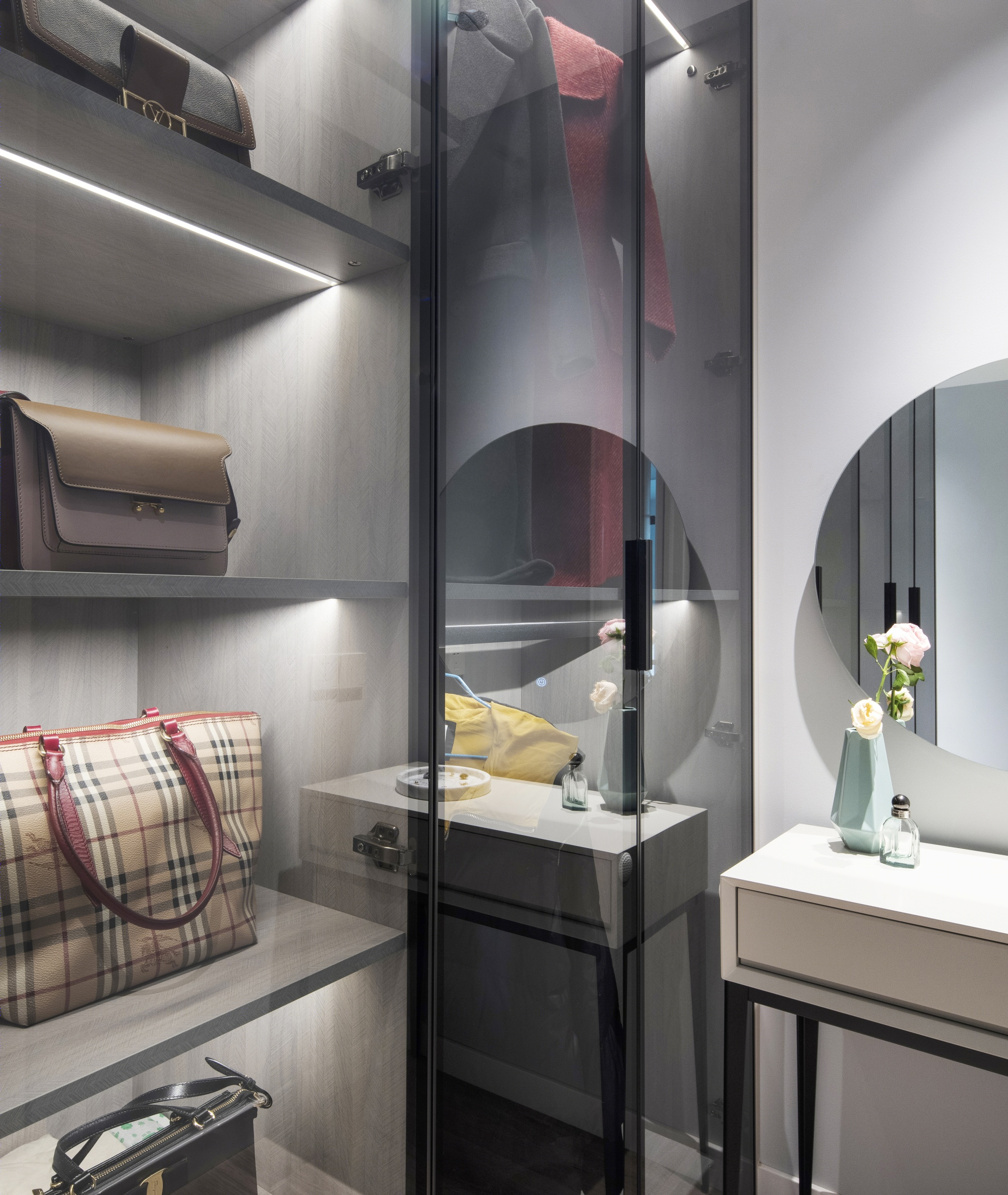 126 平现代风理想家，精挑细选的装饰品打造舒适空间-45