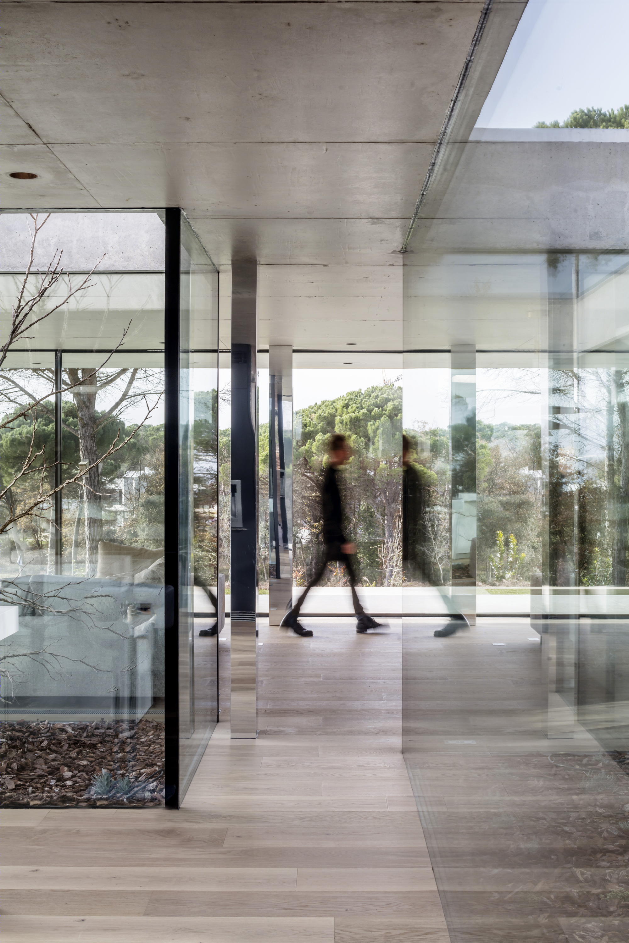 地形嵌入式别墅设计，颠覆空间界限-9