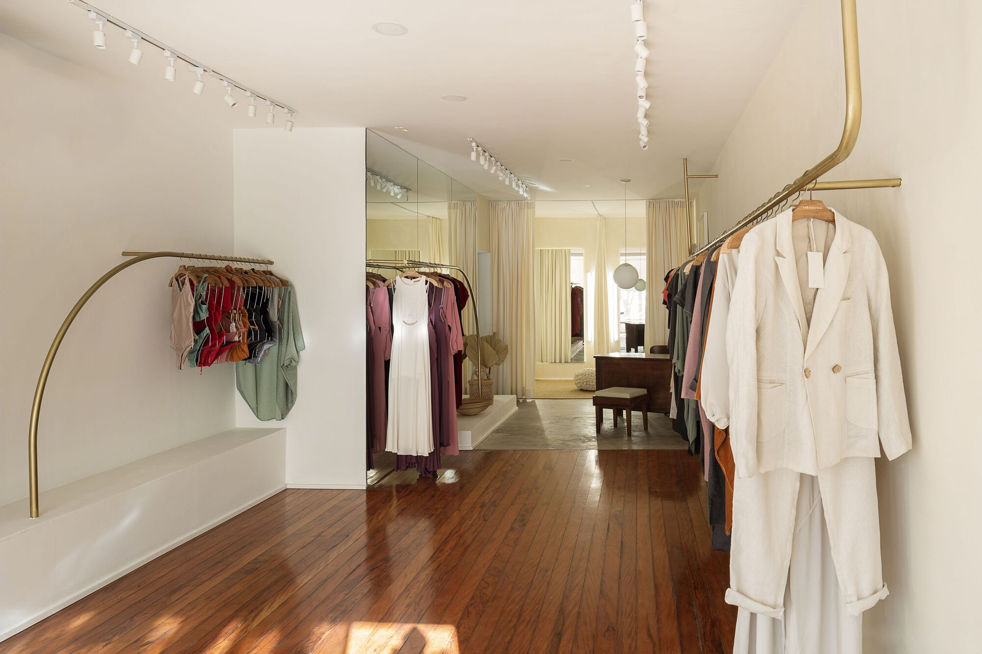 Iara Wisnik 服装店-7