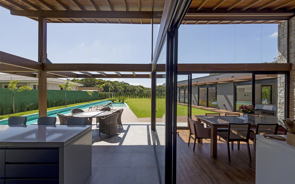 巴西 JP 别墅 | 融入环境的室内外一体化设计-42
