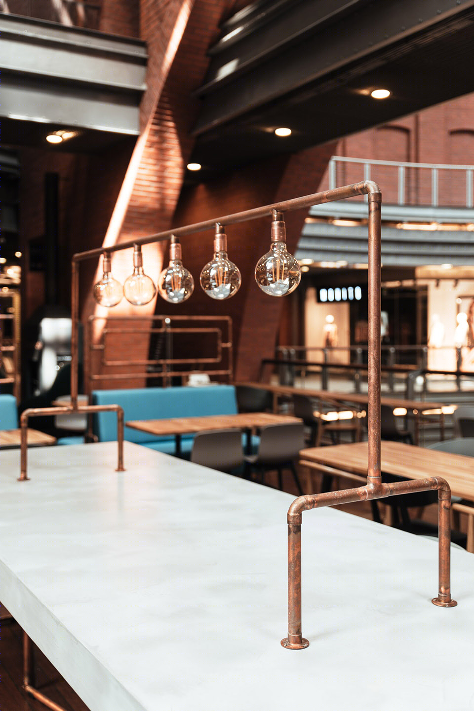 波兰 Stary Browar 美食广场中庭，现代轻盈风格的代表-24