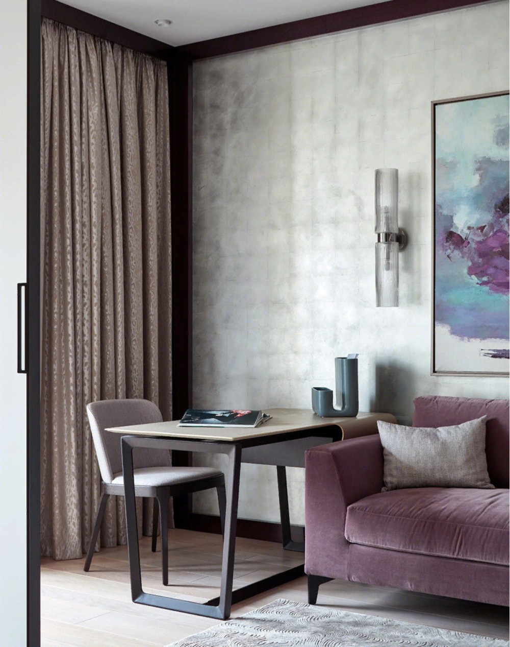 宁静自然氛围的家庭办公设计案例丨ELLEdecoration-6