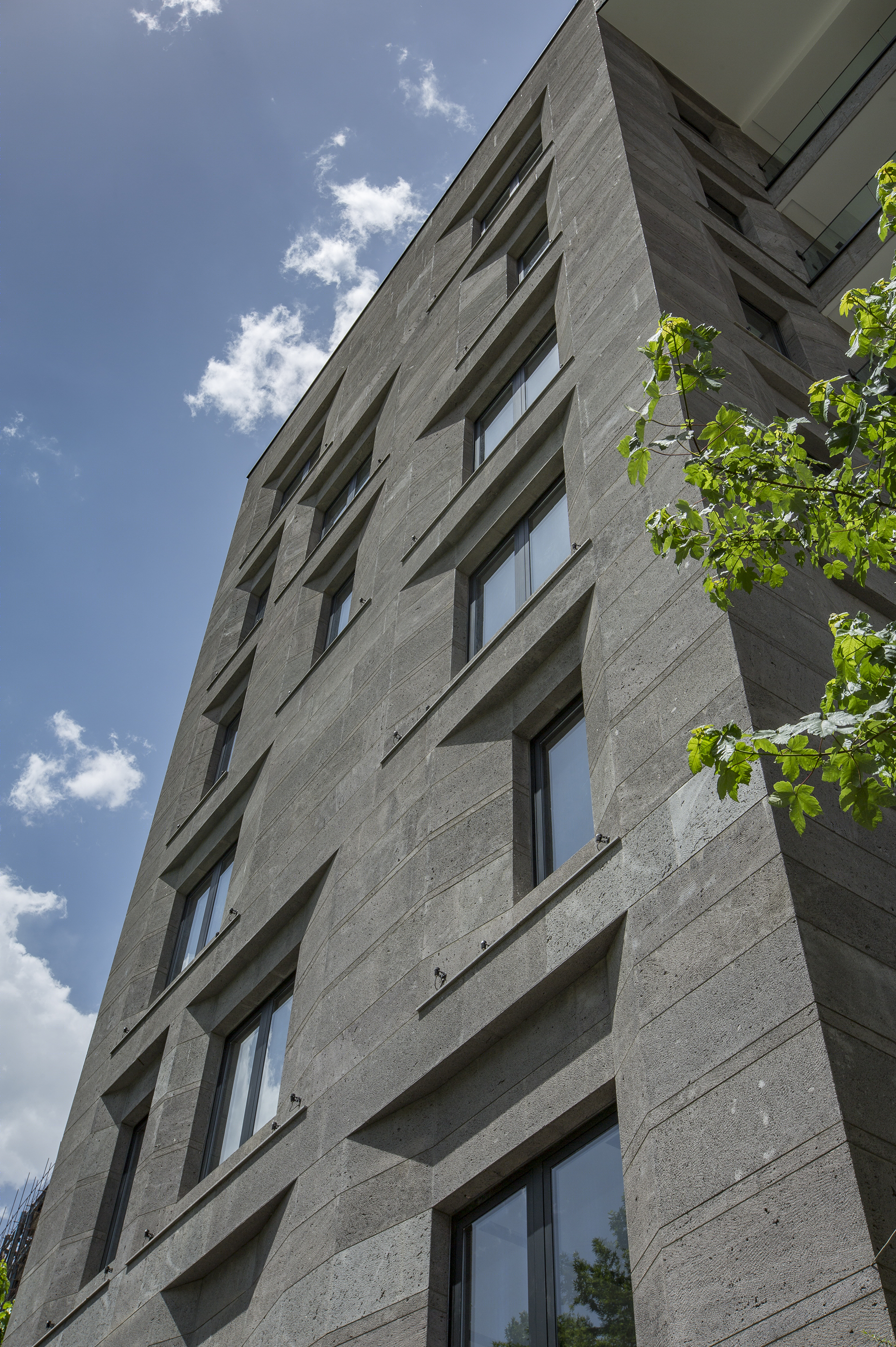 伊朗 Tehran SABA 办公建筑 - 有机环境与城市互动的融合-20