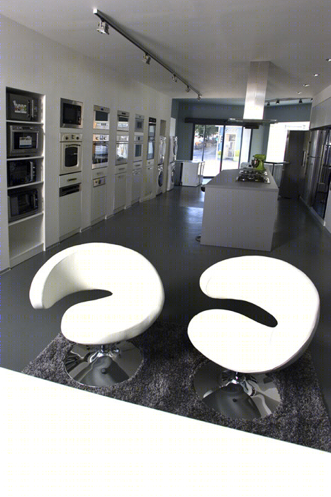 showroom whirlpool -11