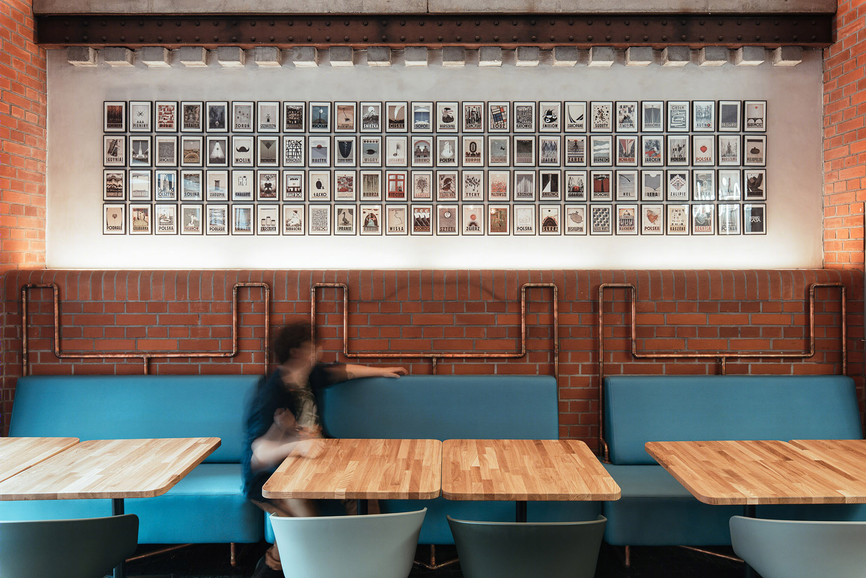 波兰 Stary Browar 美食广场中庭，现代轻盈风格的代表-38