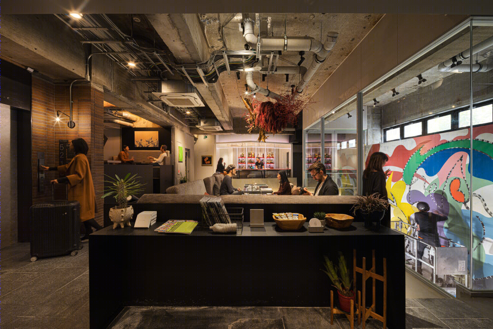 东京 BnA Wall 艺术酒店丨日本东京丨Bed & Art Project BnA hotel-12
