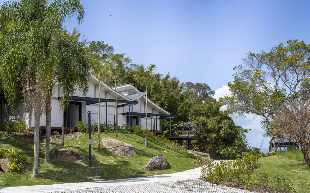 巴西 Sabbia 别墅 | 海滨现代与自然的和谐融合-19