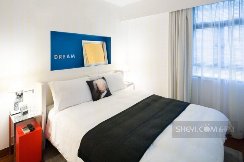 菲利浦·斯塔克打造前卫时尚酒店-11