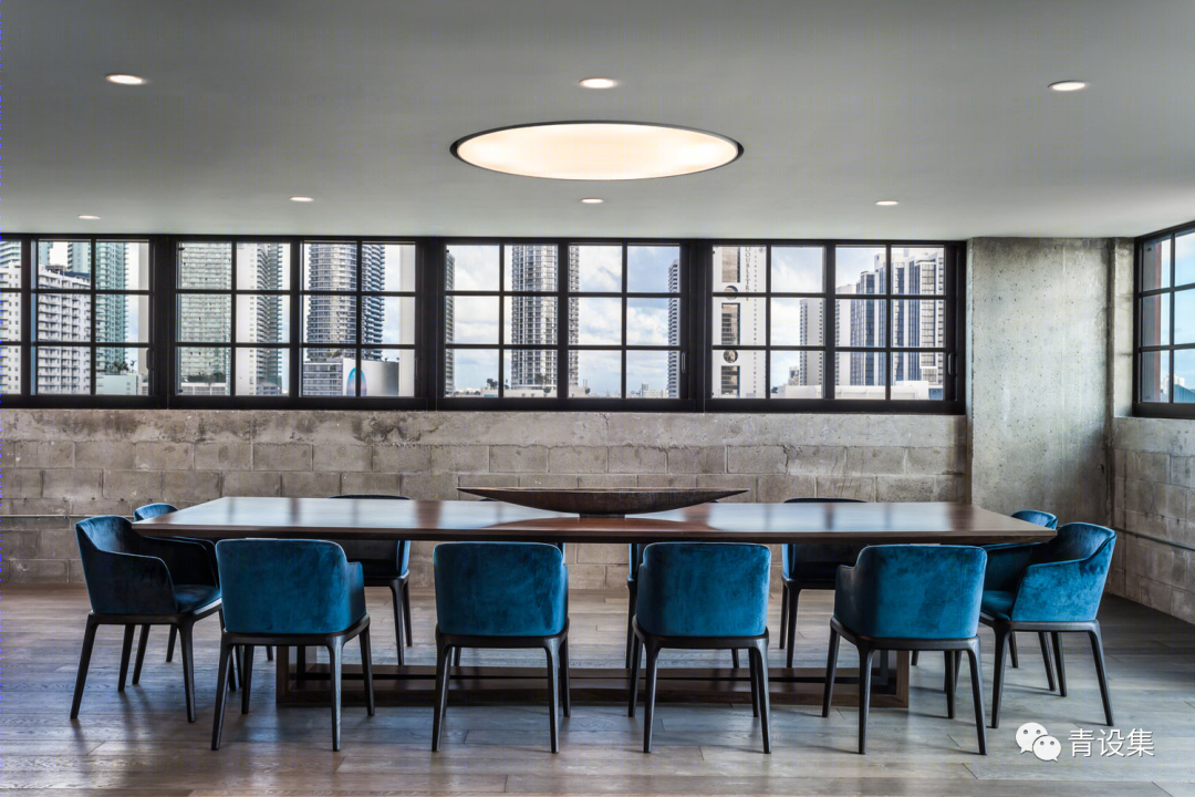 公园阁楼的现代宜居设计-7