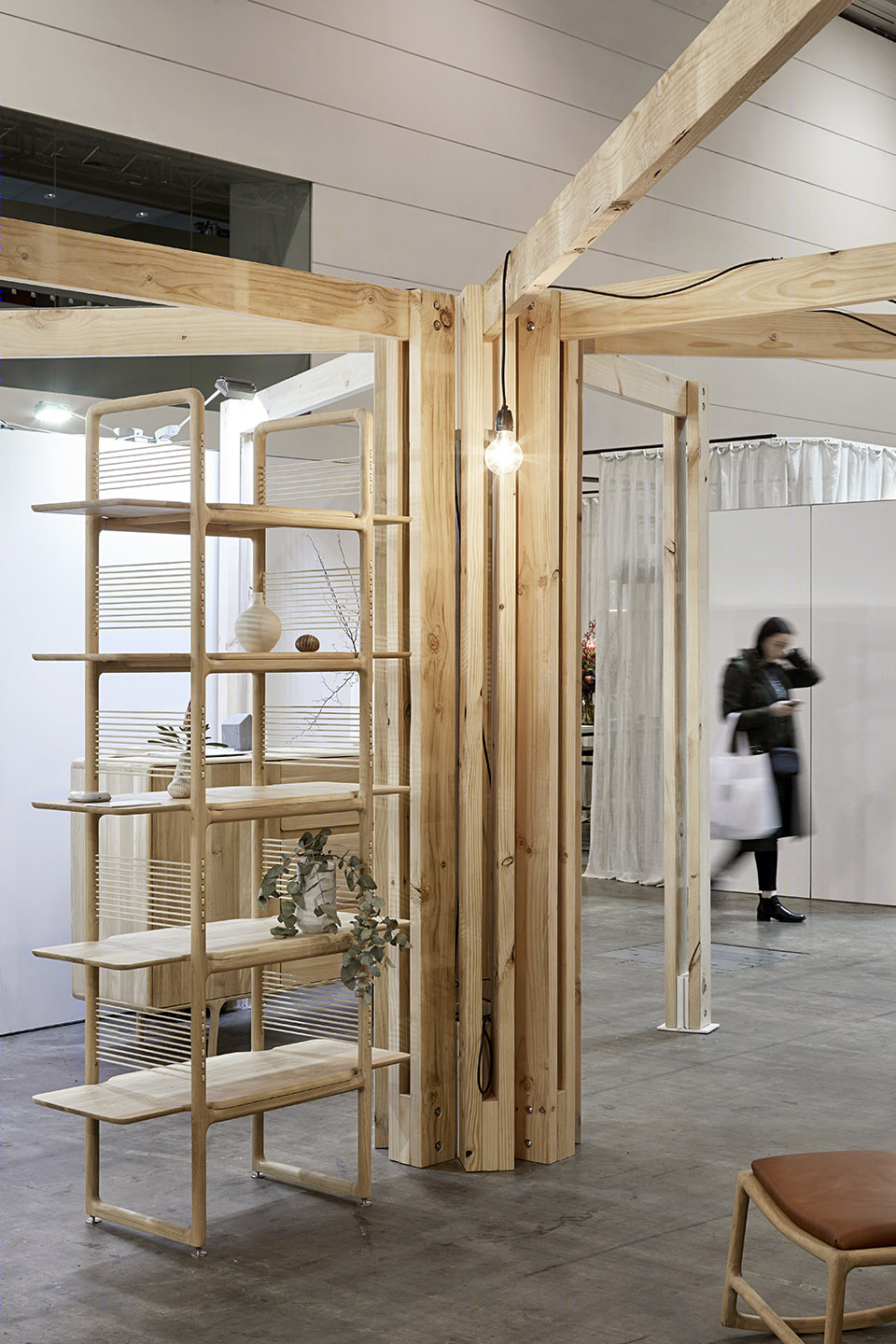 Curious Grace 展台设计 | 360 度全景观展体验-12