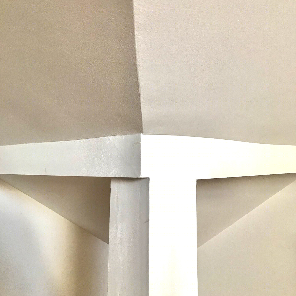Minimalism with phone-2